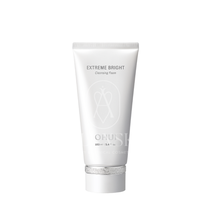 O HUI Extreme Bright Cleansing Foam